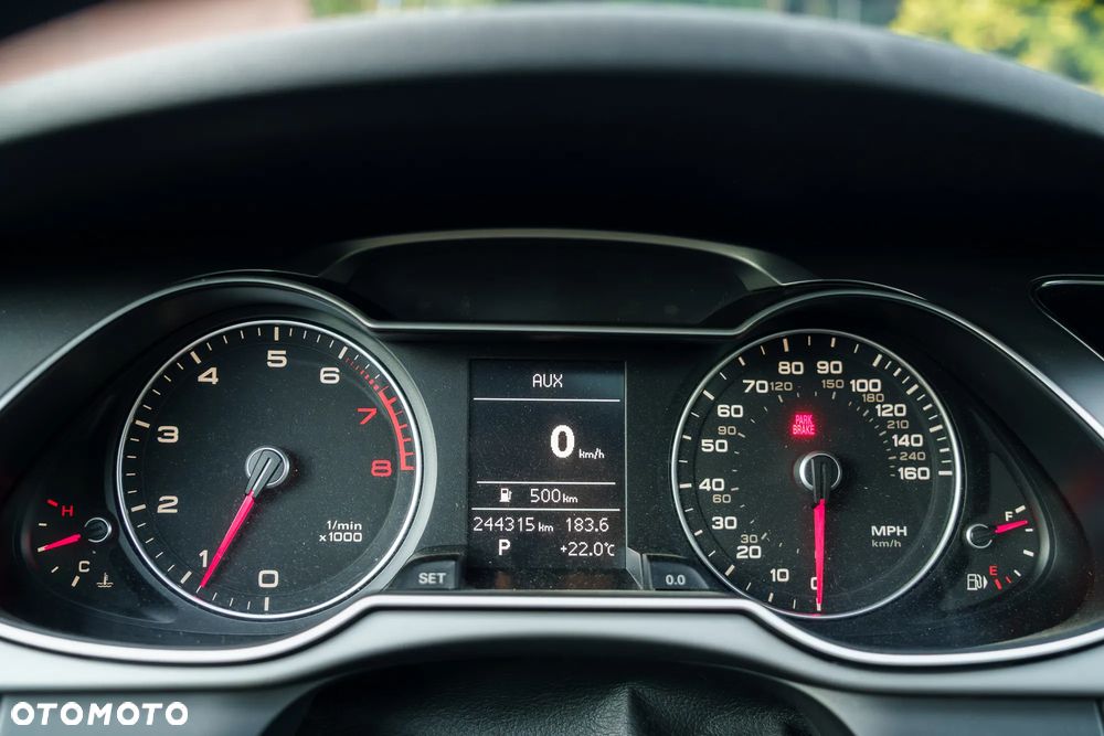 Audi A4 Limousine 2.0 TFSI multitronic S line Sportpaket - 8