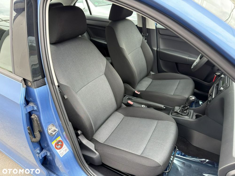 Skoda RAPID - 11