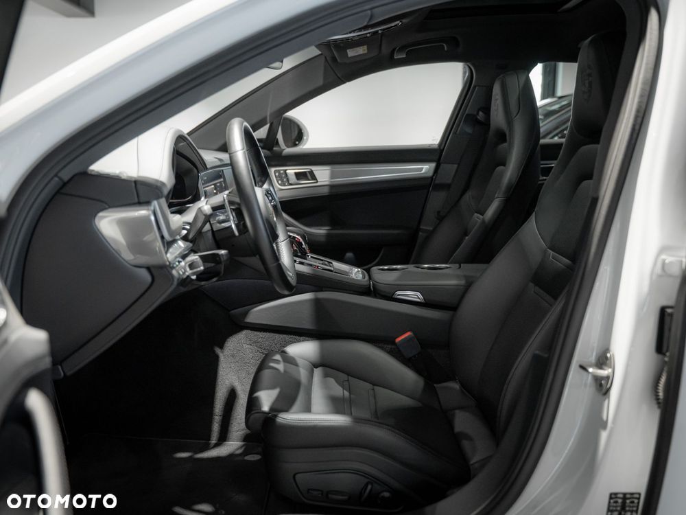 Porsche Panamera 4 E-Hybrid Sport Turismo Platinum Edition - 20