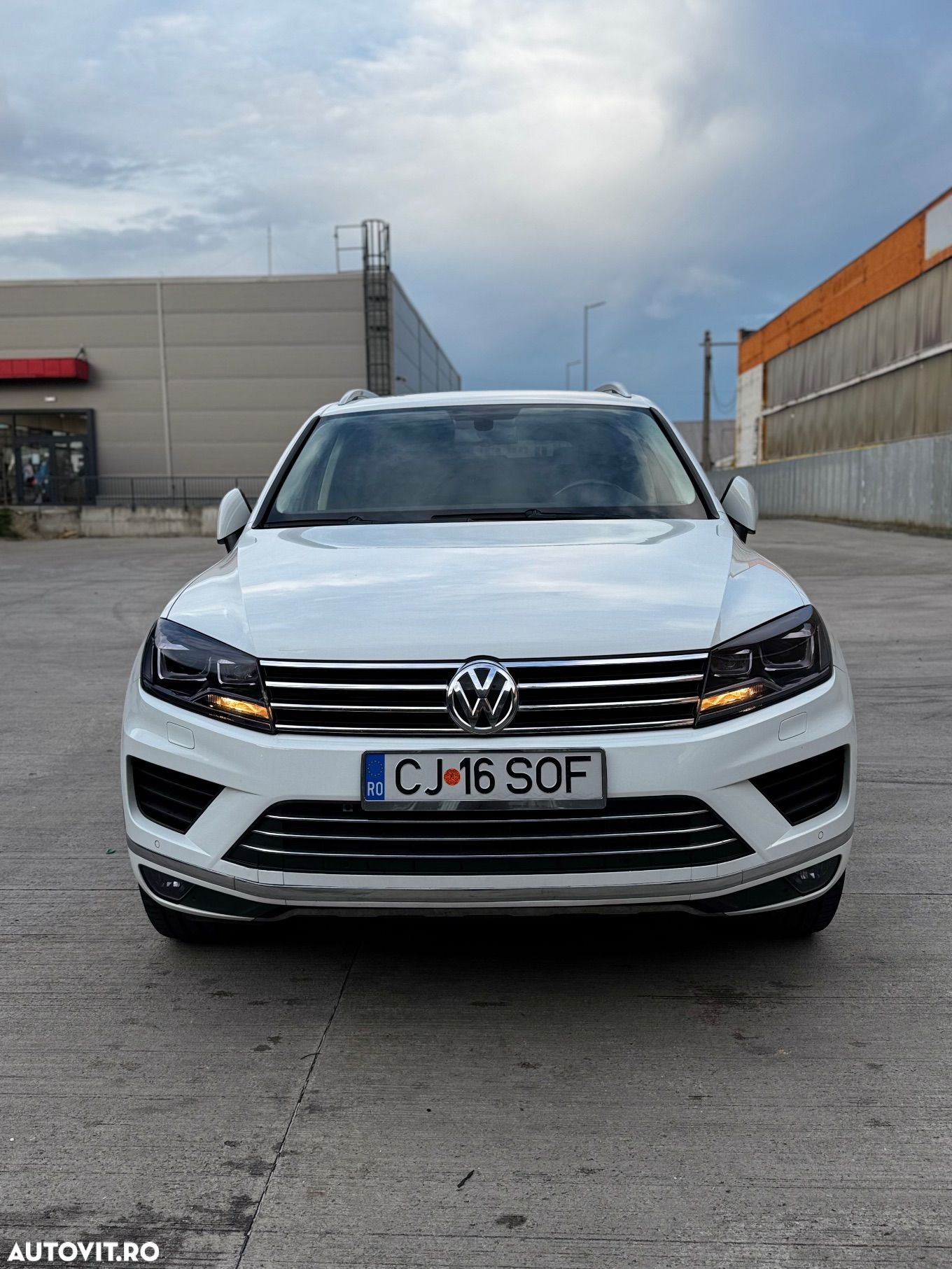 Volkswagen Touareg 3.0 V6 TDI BMT - 1