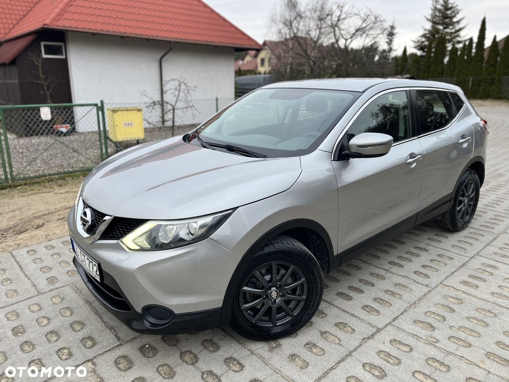 Nissan Qashqai 1.2 DIG-T Visia EU6 - 1