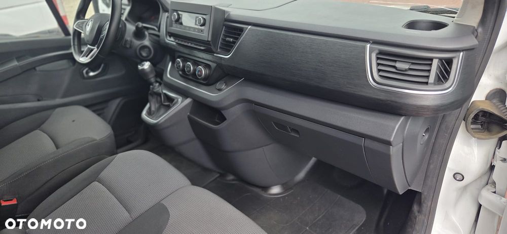 Renault Trafic 2.0 dCi Escapade - 10