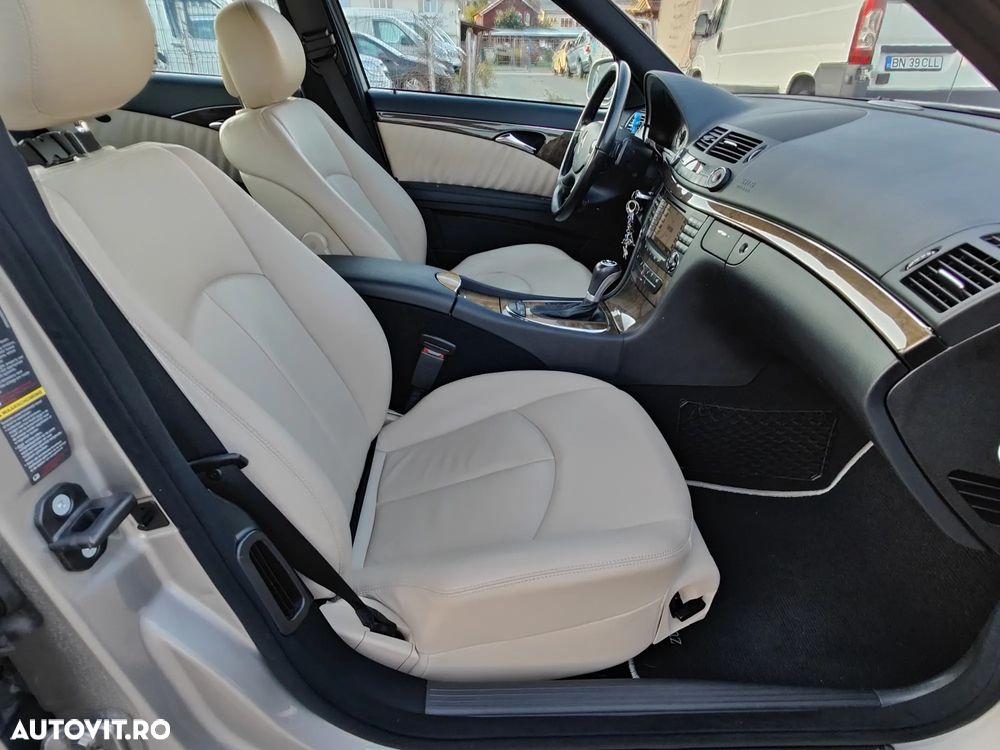 Mercedes-Benz E - 10