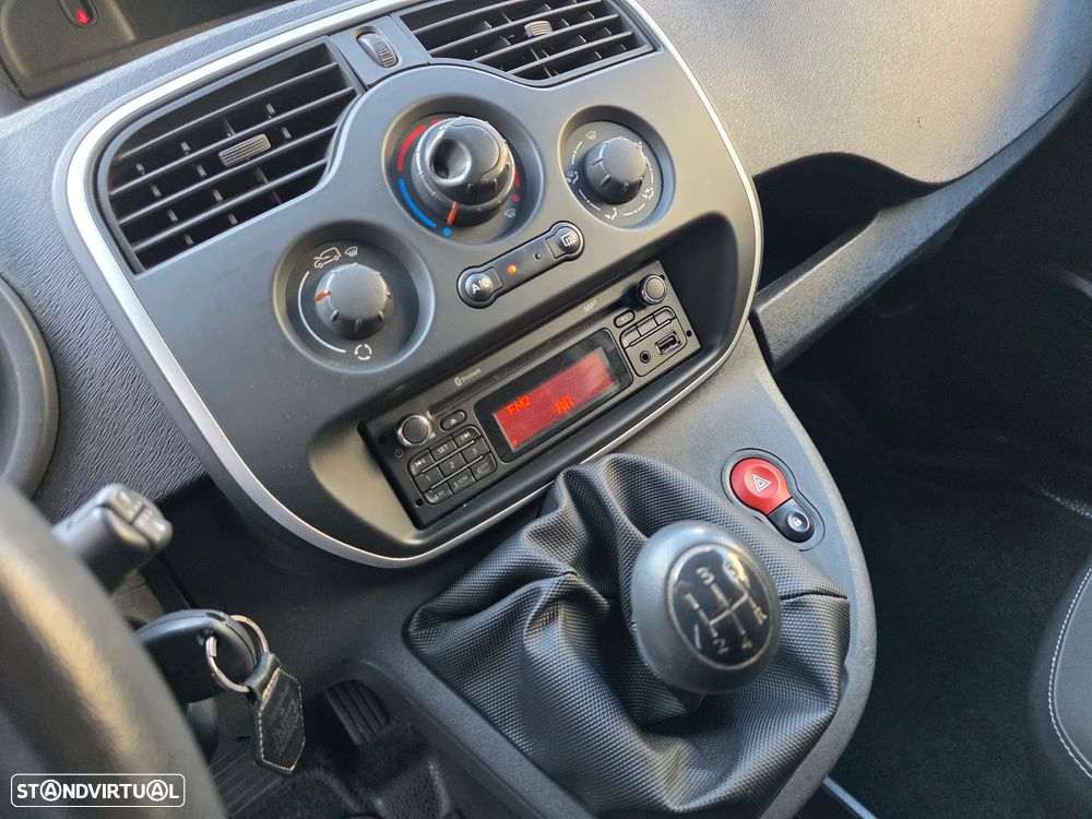 Renault kangoo 1.5DCi - 17