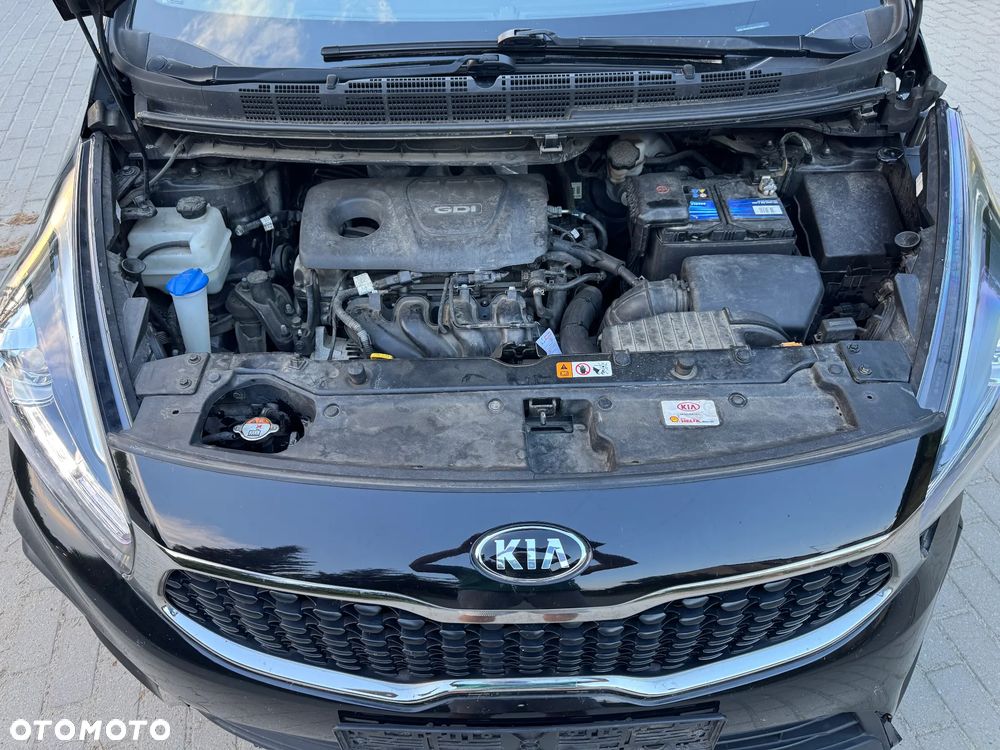 Kia Carens 1.6 GDI Attract - 11