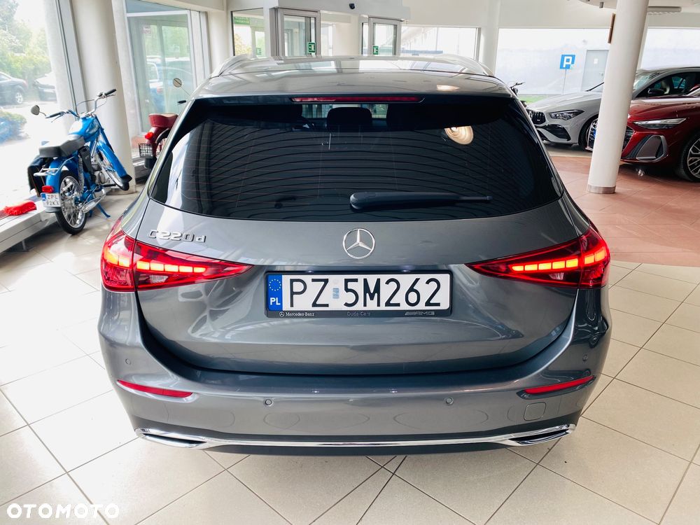 Mercedes-Benz Klasa C 220 d mHEV - 9