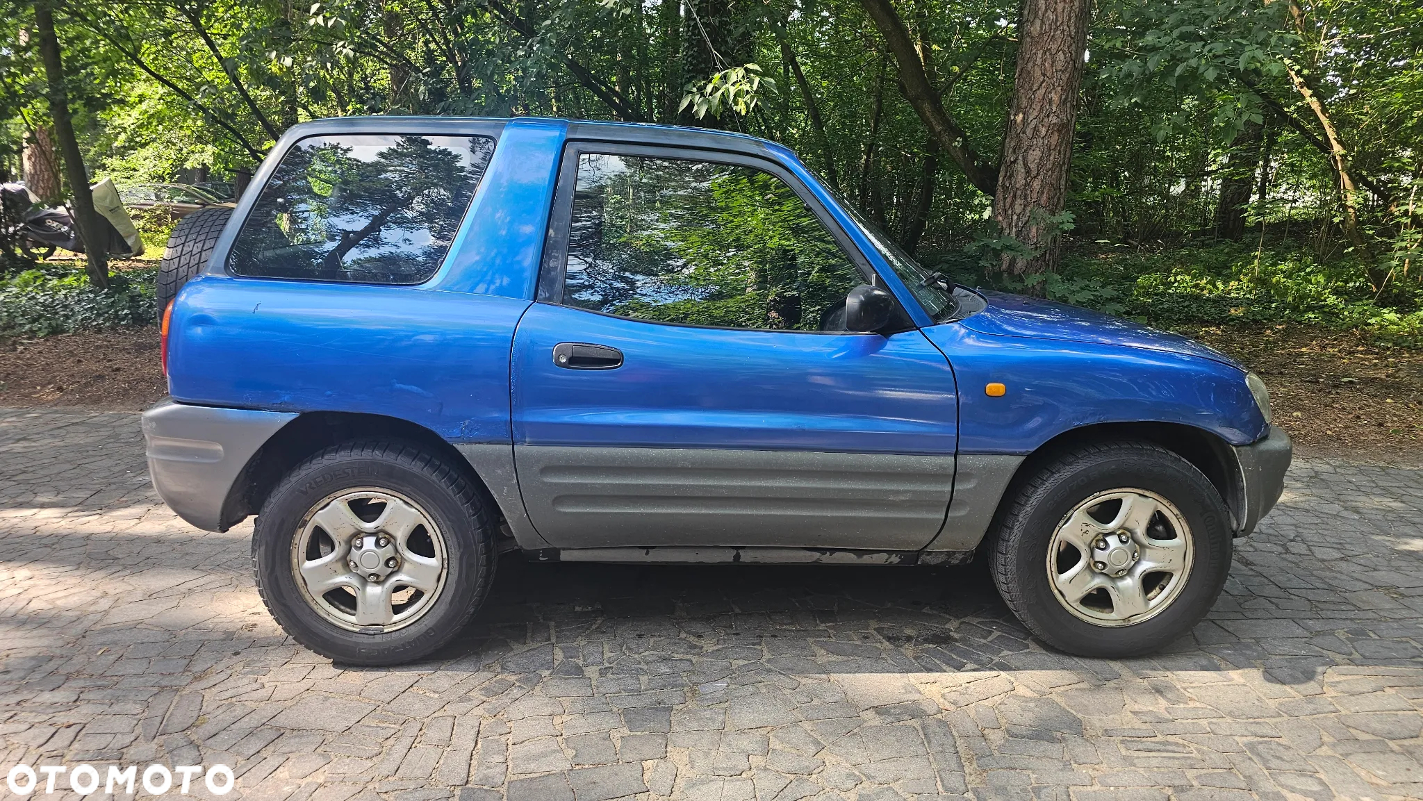 Toyota RAV4 2.0 - 2