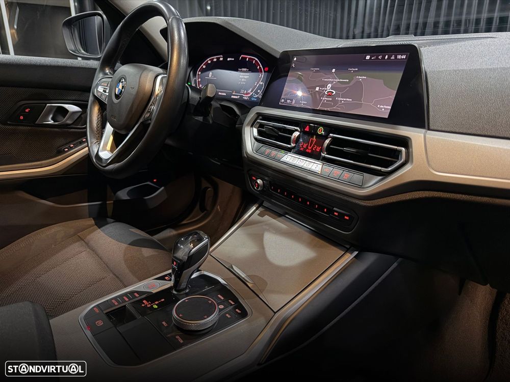 BMW 330 e Corporate Edition Auto - 29