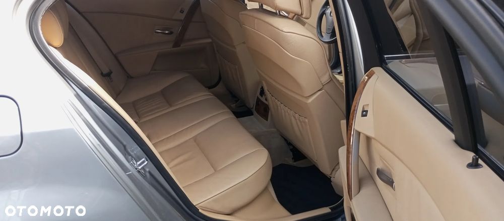 BMW Seria 5 - 19