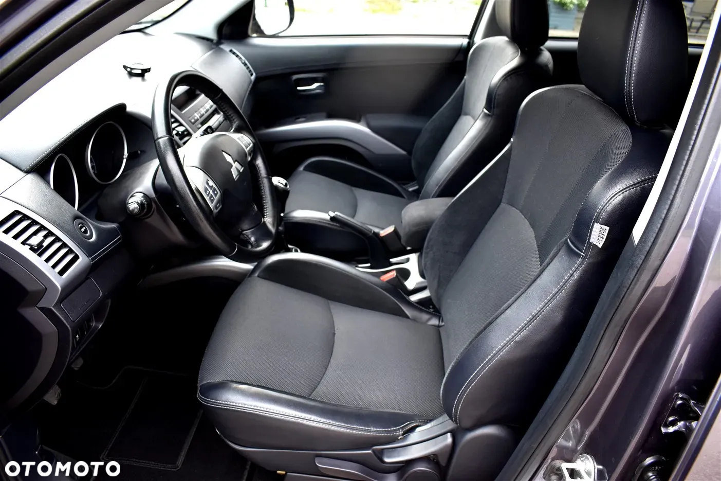 Mitsubishi Outlander 2.0 2WD Invite - 20