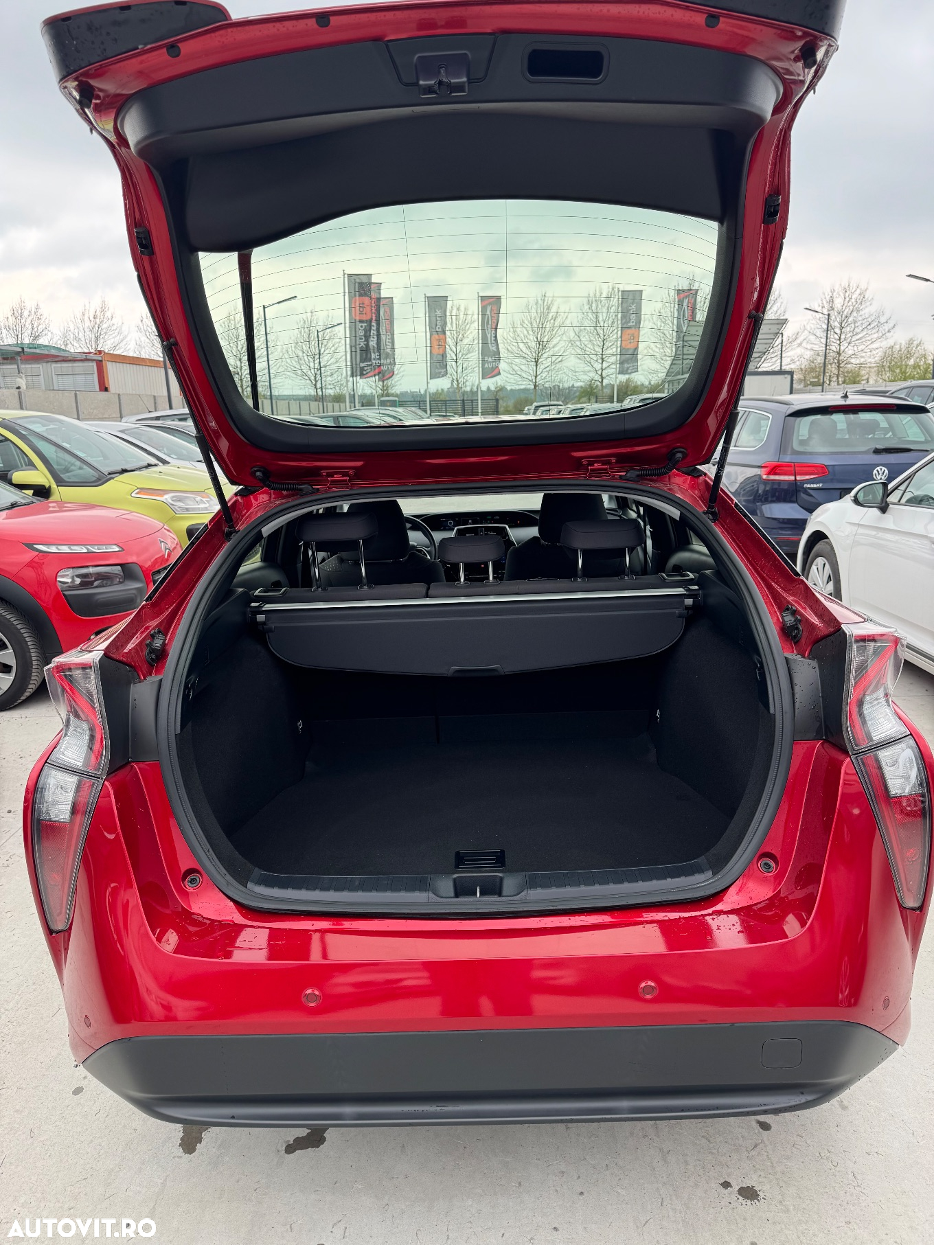 Toyota Prius 1.8 Dual VVT-i Luna - 31
