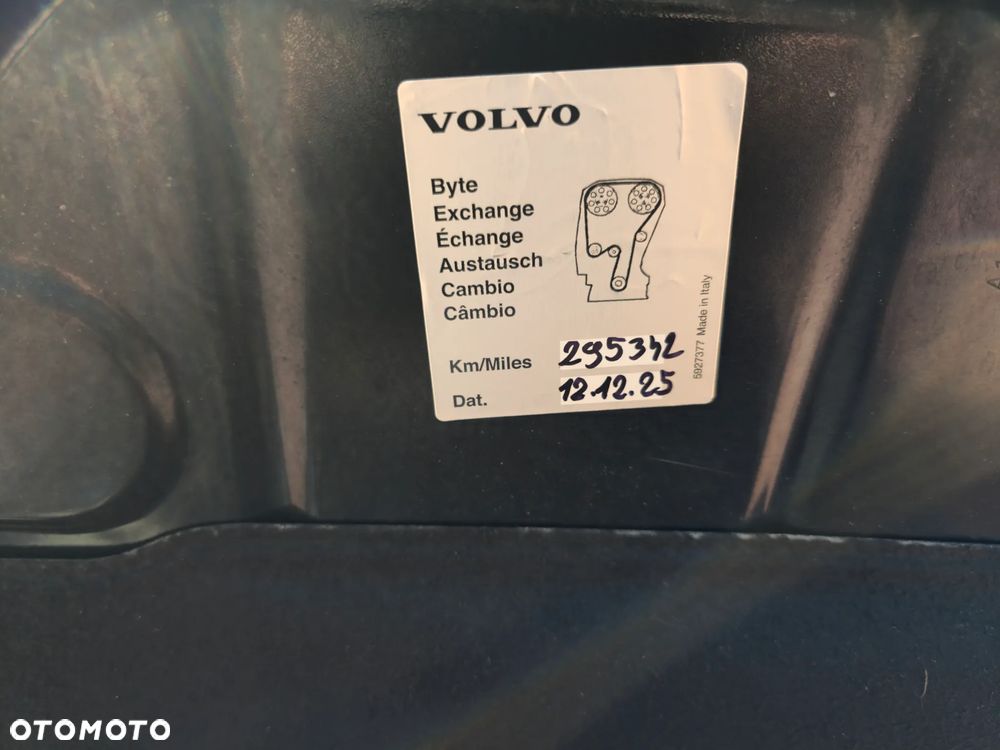 Volvo V40 D4 Drive-E R-Design Kinetic - 16