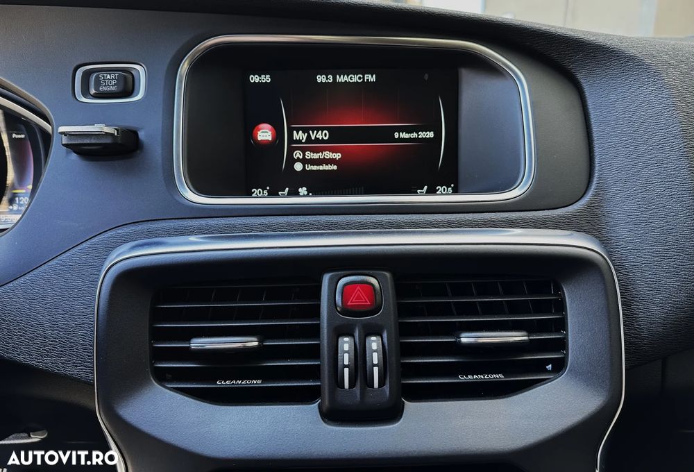 Volvo V40 D4 Geartronic Summum - 15