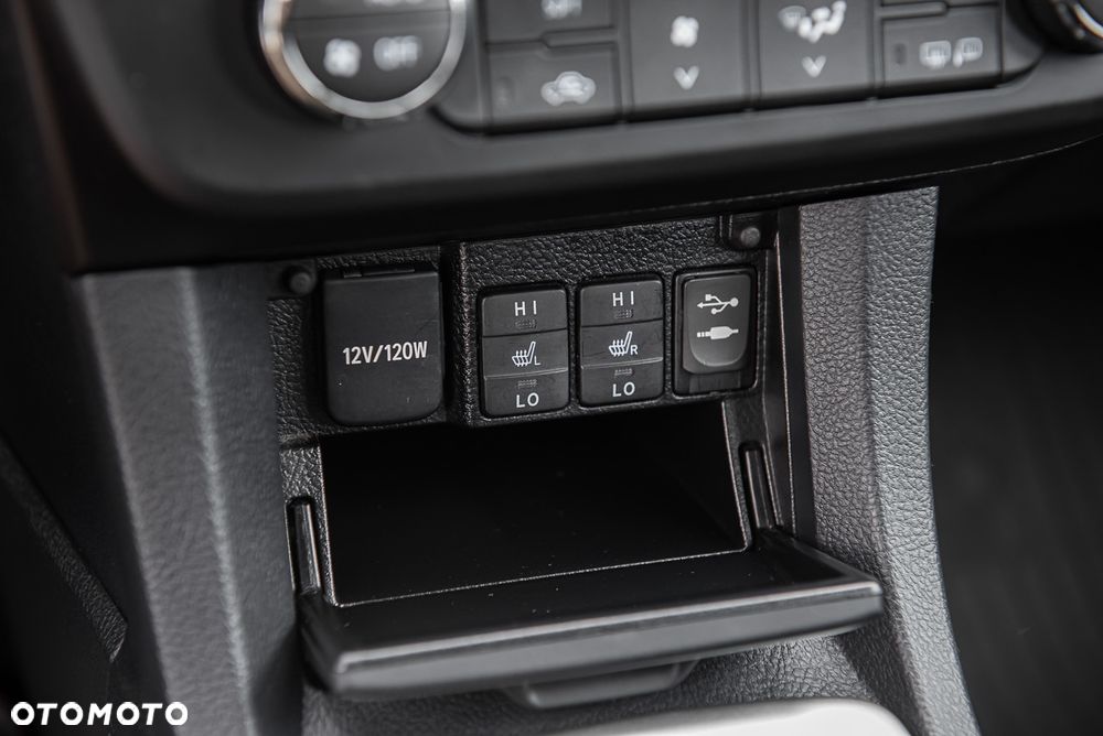 Toyota Corolla 1.6 Prestige EU6 - 14