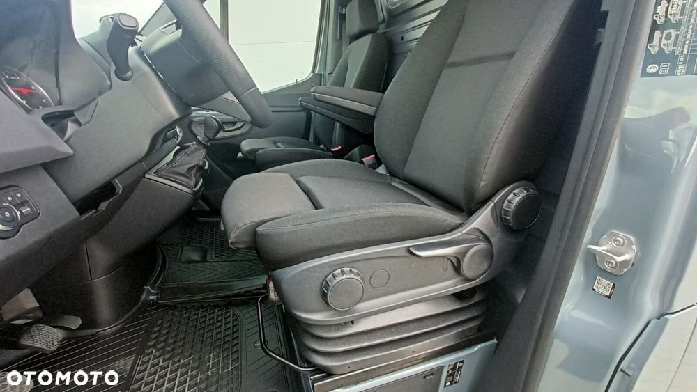 Mercedes-Benz Sprinter 317 CDI fotele 1+1 - 17