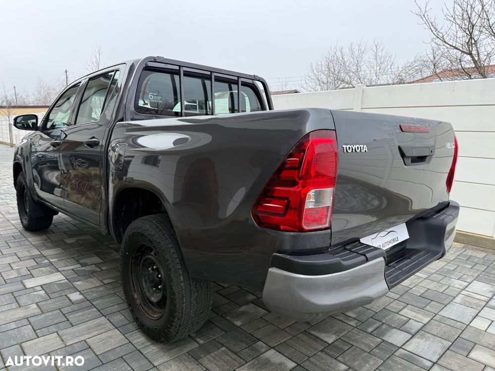 Toyota Hilux 4x4 Double Cab Comfort - 4
