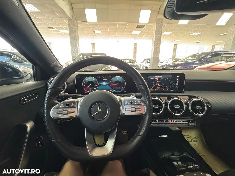 Mercedes-Benz A 180 d Sedan 7G-DCT AMG Line - 23