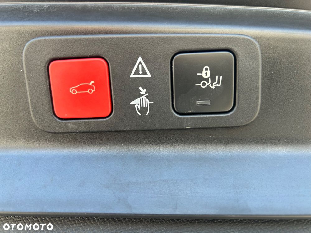 Peugeot 5008 2.0 BlueHDi GT Pack S&S EAT8 - 21