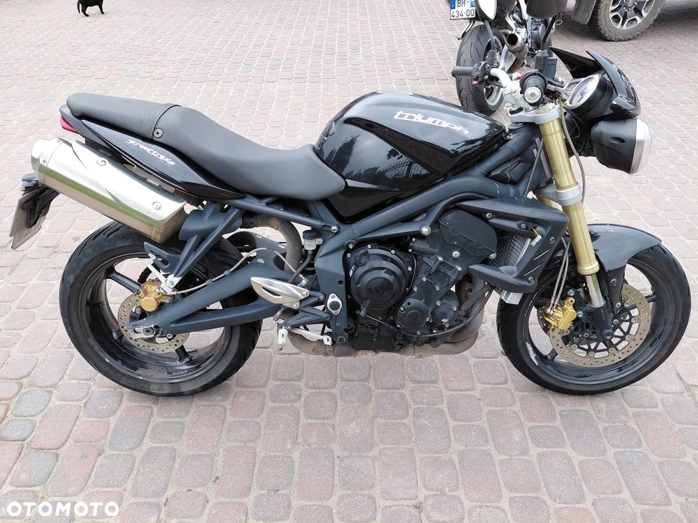 Triumph Street Triple - 6