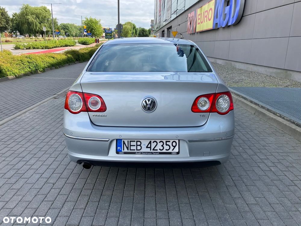 Volkswagen Passat 1.4 TSI Comfortline R-Style - 8