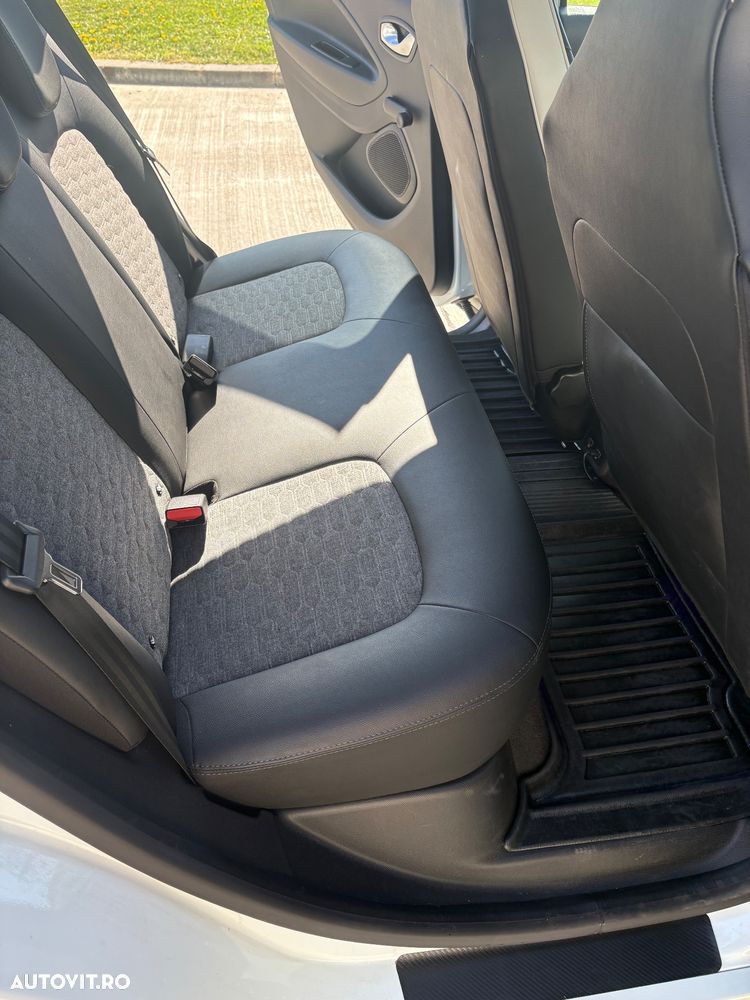 Renault ZOE 50 R110 Life - 17