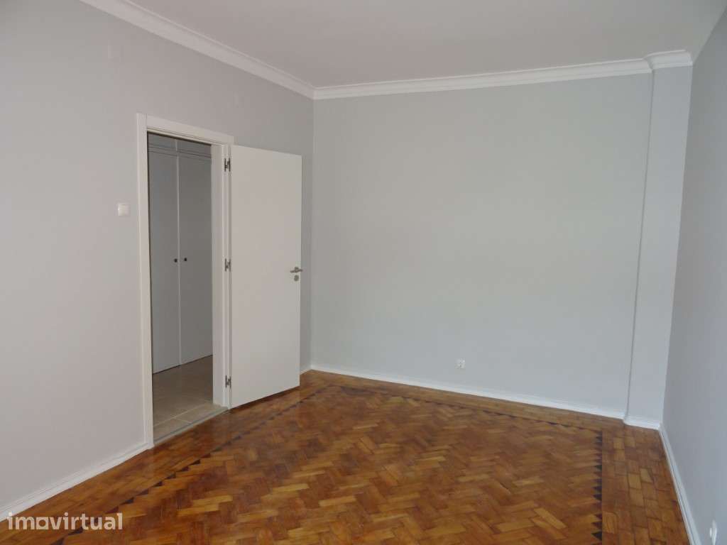T2 - Remodelado - Centro de Odivelas - Grande imagem: 3/9