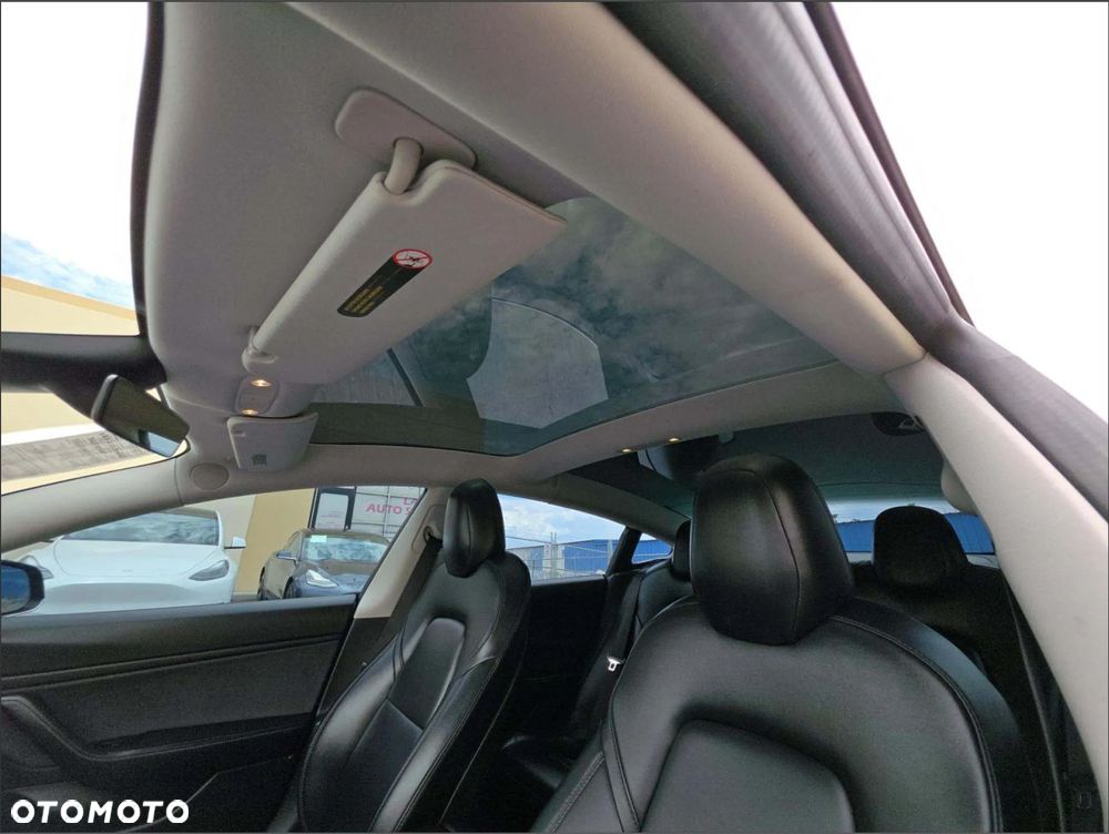 Tesla Model 3 Premium Langstreckenbatterie AWD Dual Motor - 12