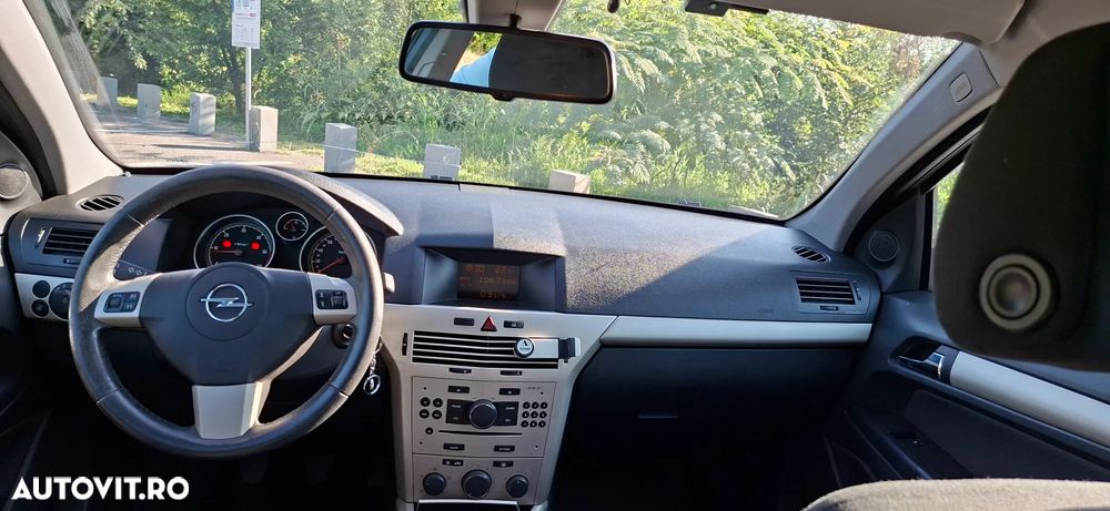 Opel Astra 1.9 CDTI Elegance - 12