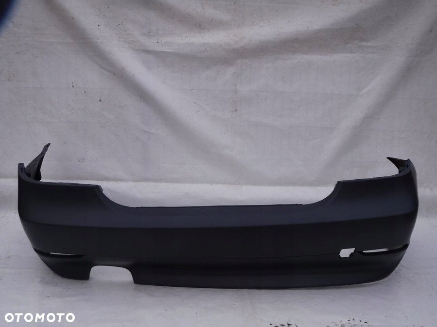 BMW 5 E60 ZDERZAK TYŁ NOWY - 1