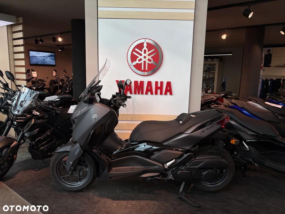 Yamaha X-max - 9