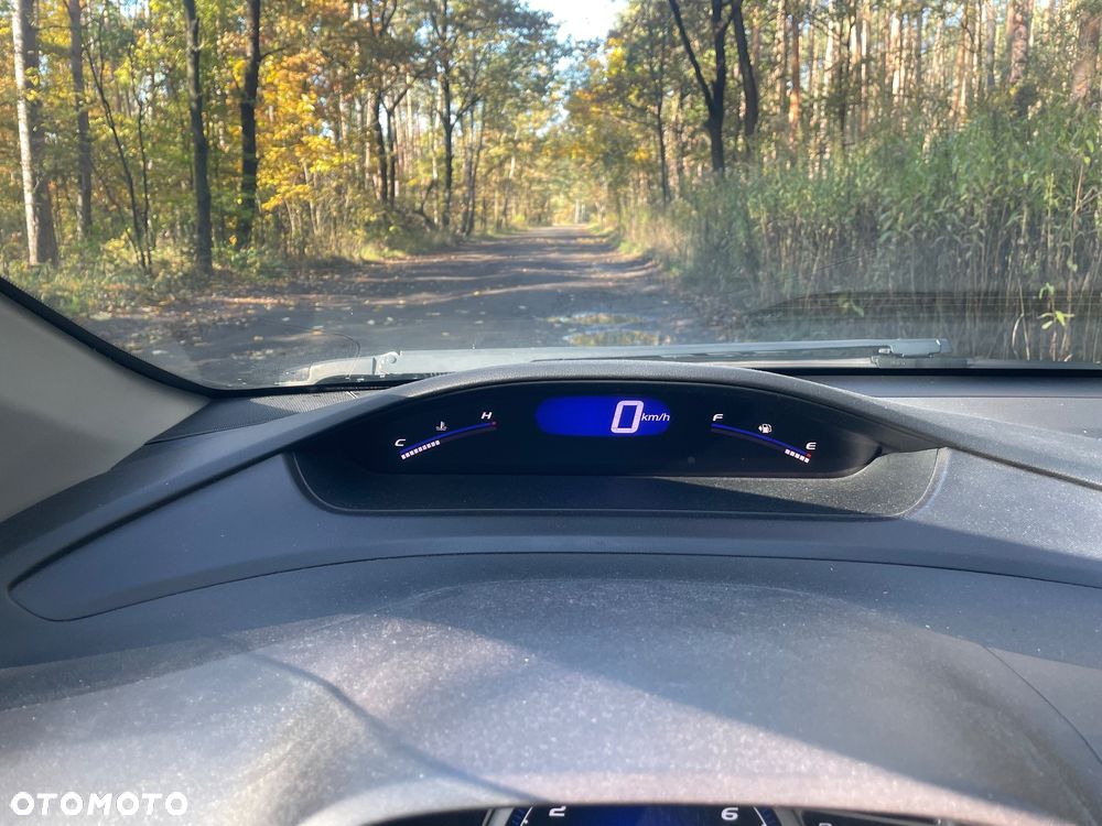 Honda Civic 1.8 LX Coupe - 20