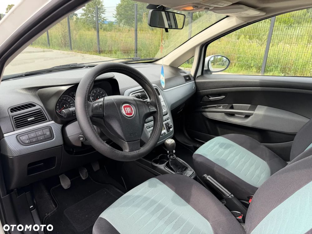 Fiat Grande Punto - 9