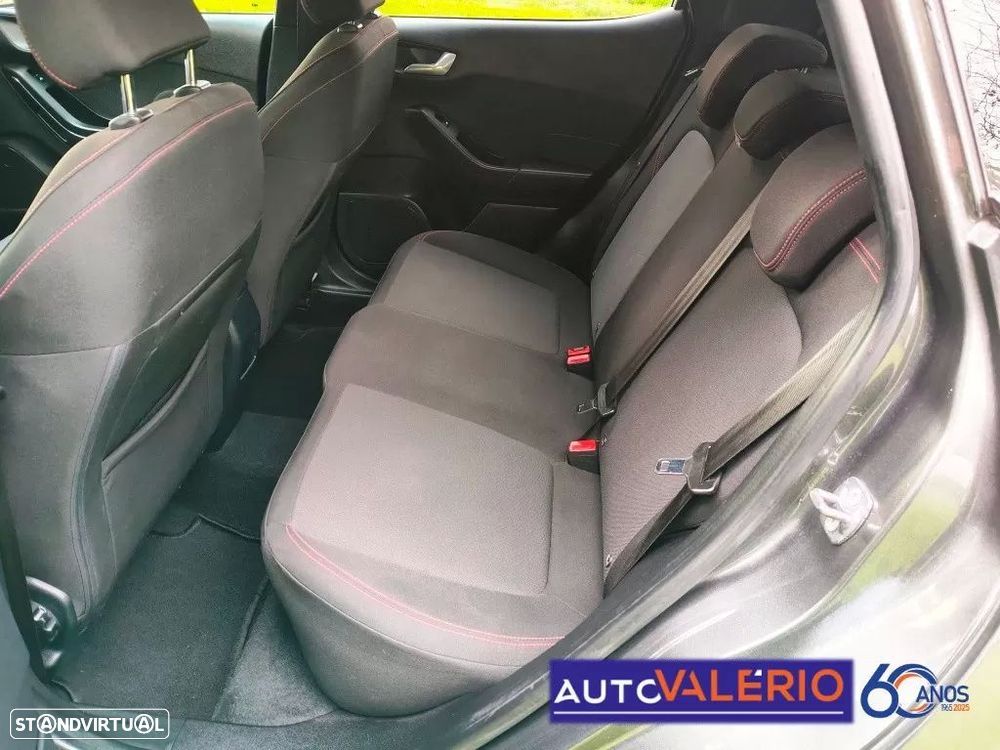 Ford Fiesta 1.0 EcoBoost ST-Line - 33
