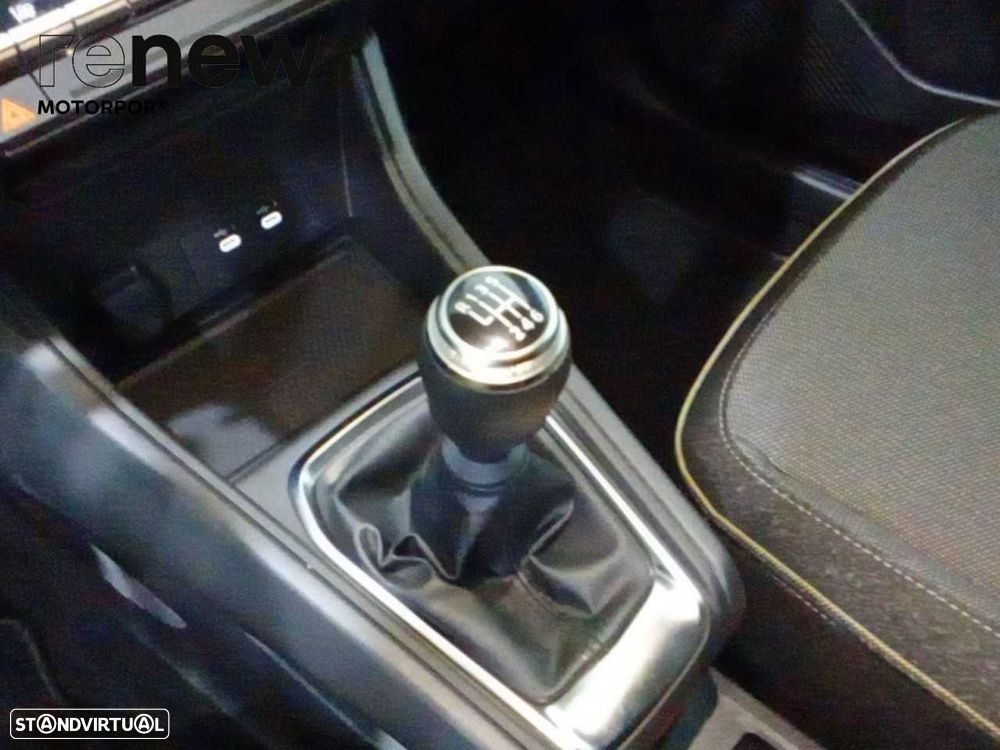 Renault Captur 1.0 TCe Techno - 16