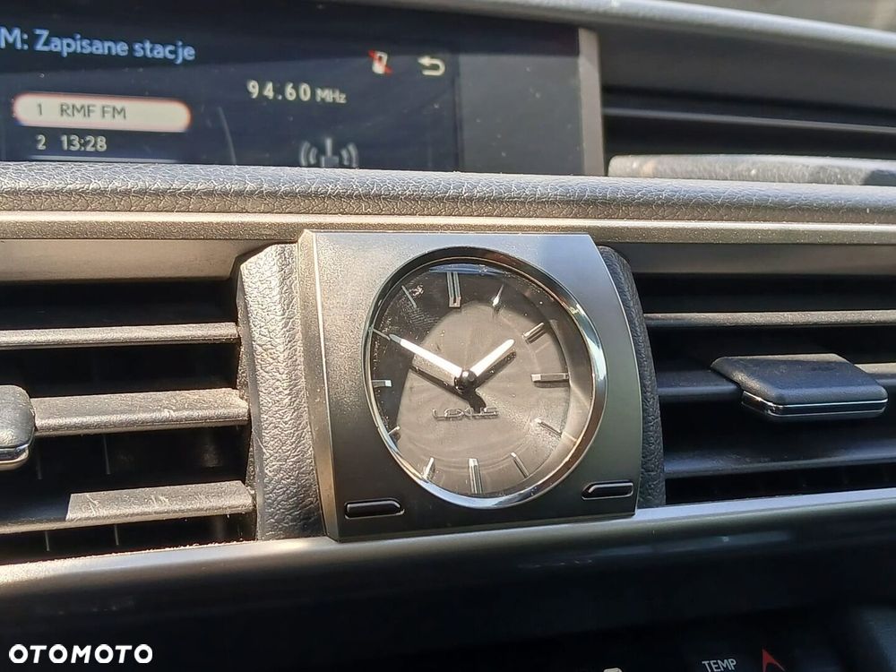 Lexus IS 200t Elegance - 24