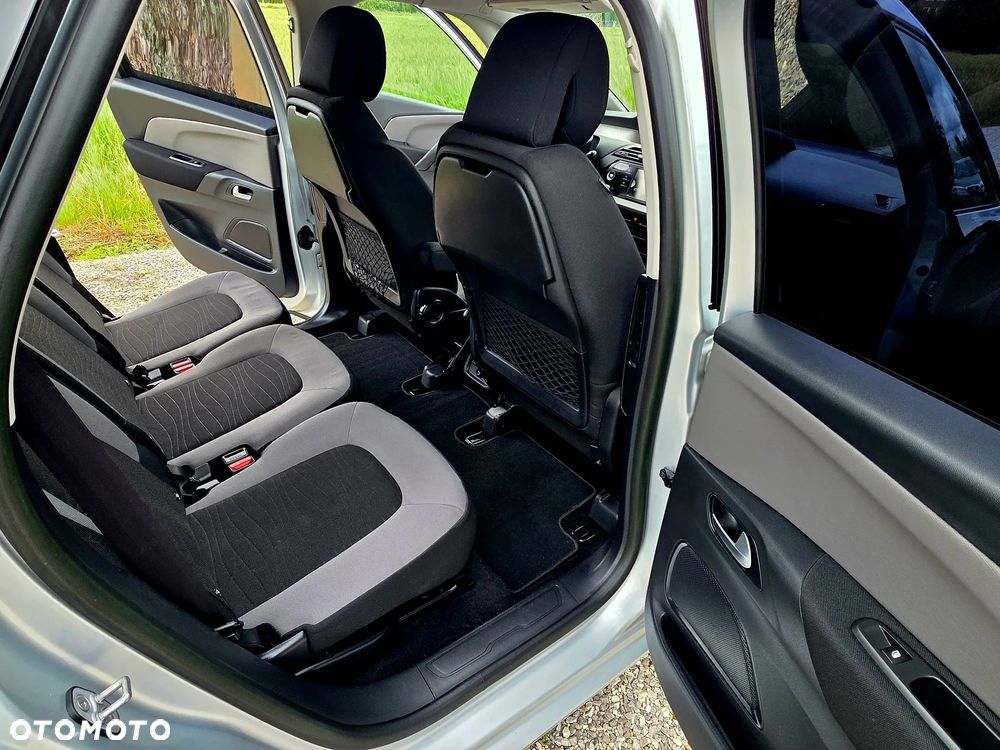 Citroën C4 Picasso - 17