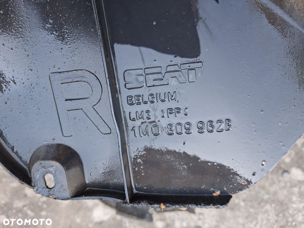 Nadkole SEAT LEON I prawy przód  1M0809962B  OE - 2