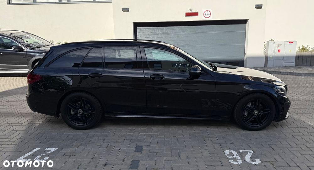 Mercedes-Benz Klasa C 220 d 9G-TRONIC AMG Line - 4