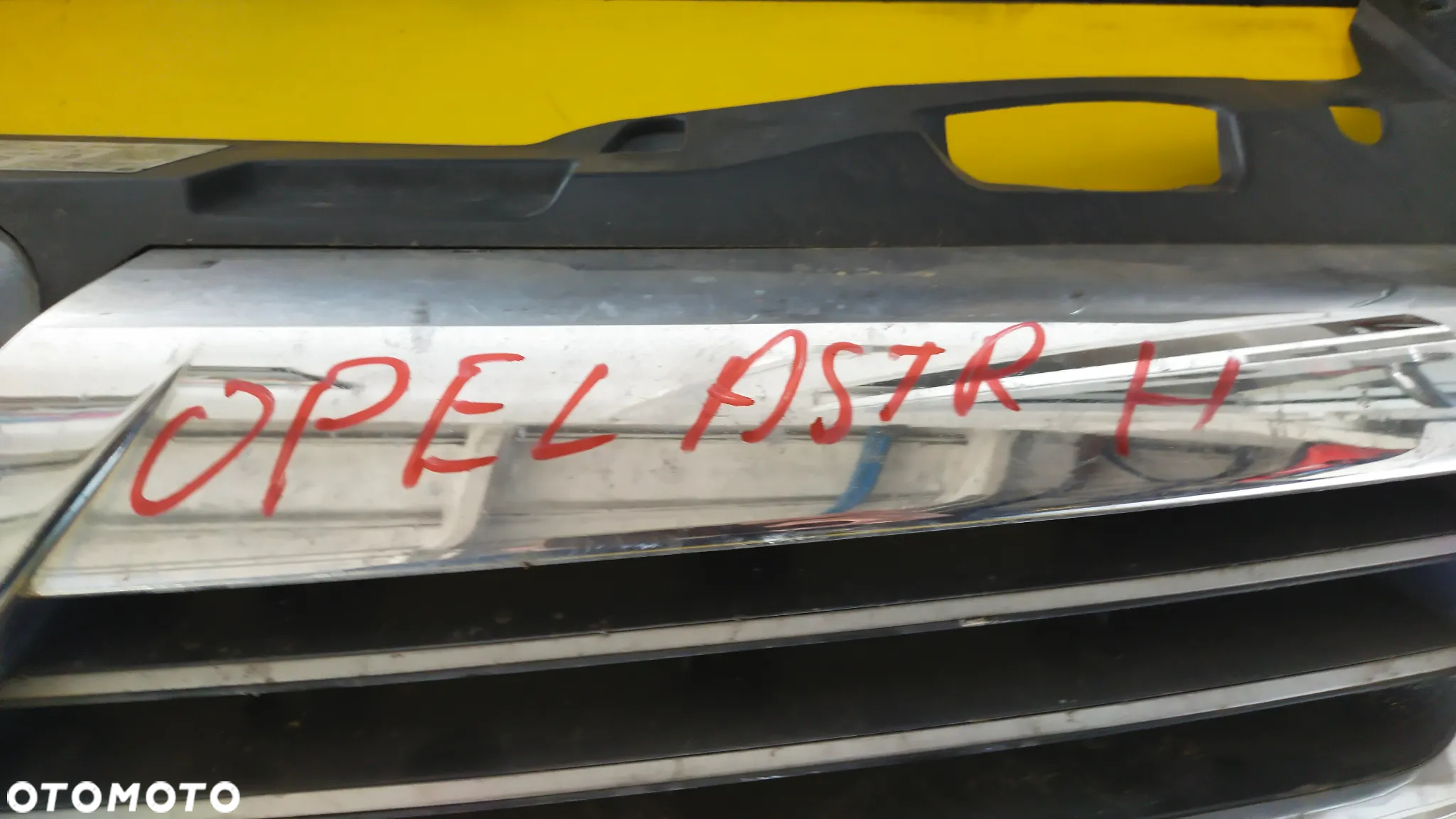GRILL ATRAPA CHŁODNICY OPEL ASTRA H - 3