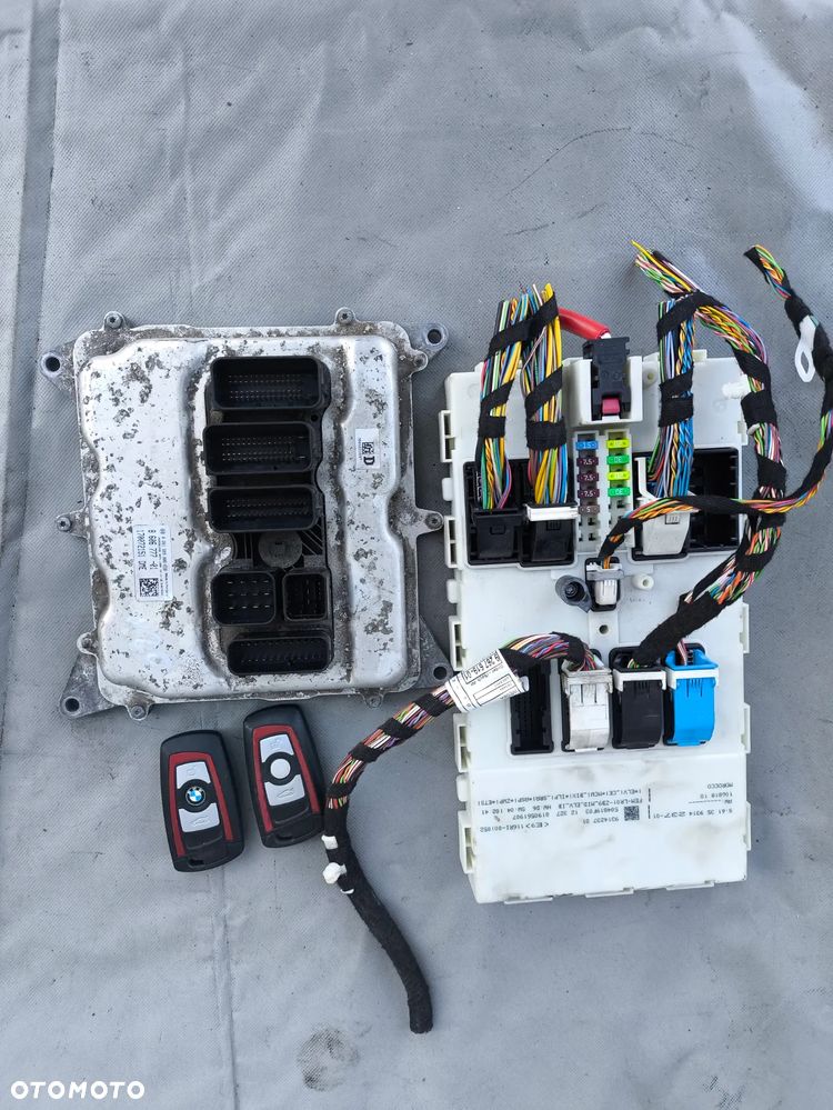 BMW F30 ZESTAW STARTOWY KOMPUTER STEROWNIK SILNIKA BSI KLUCZYK 8606777 9314237