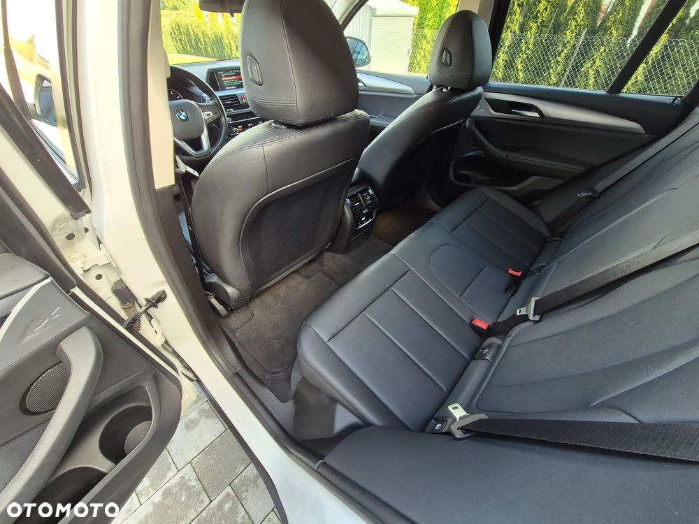 BMW X3 xDrive20d Luxury Line sport - 32