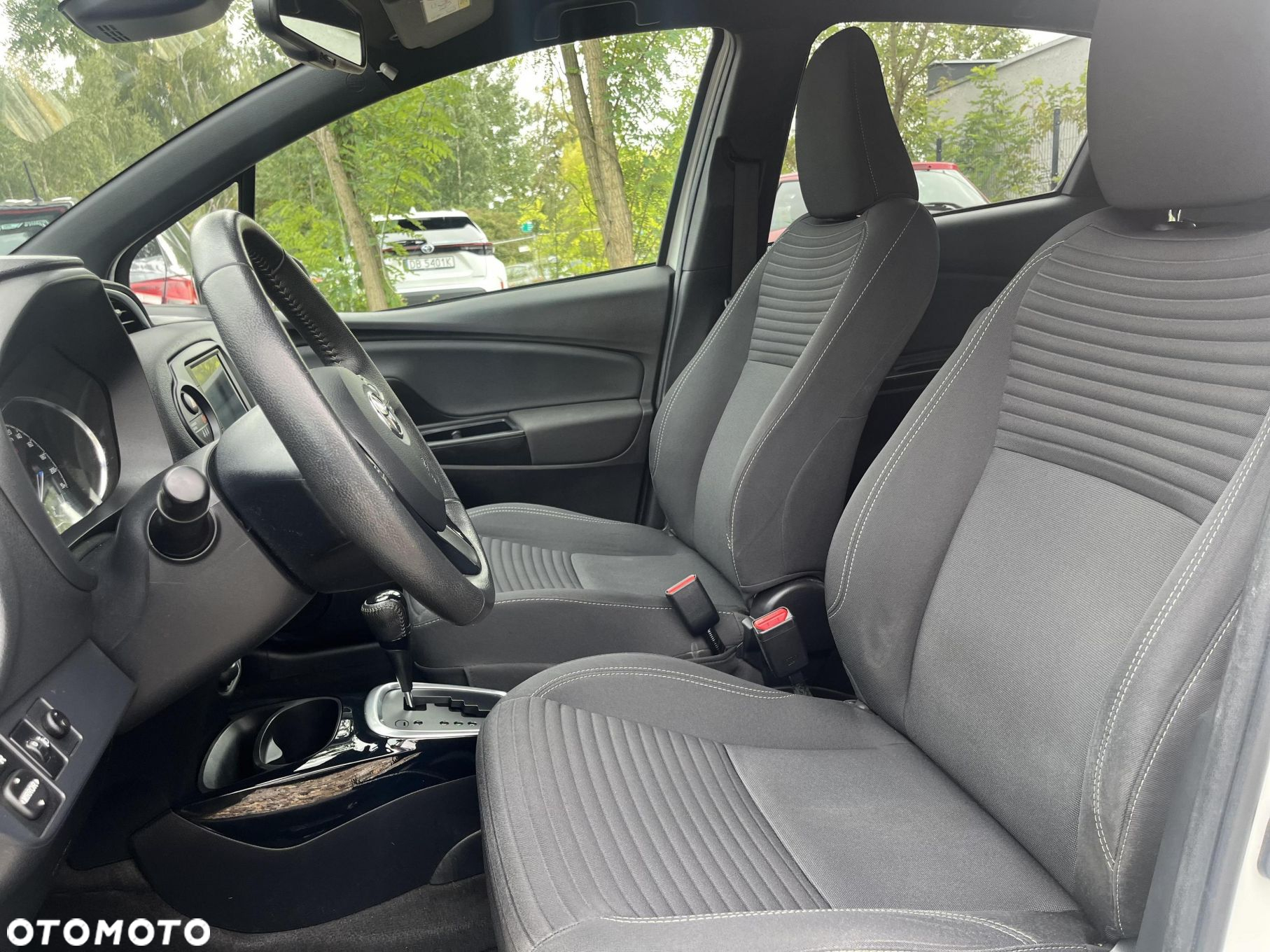Toyota Yaris - 18