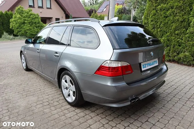 BMW Seria 5 530d Touring - 3