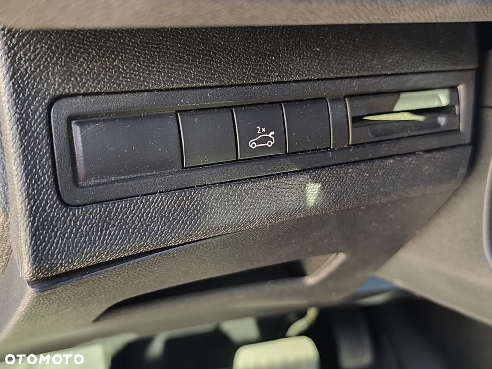 Peugeot 5008 BlueHDi 130 EAT8 GT - 39
