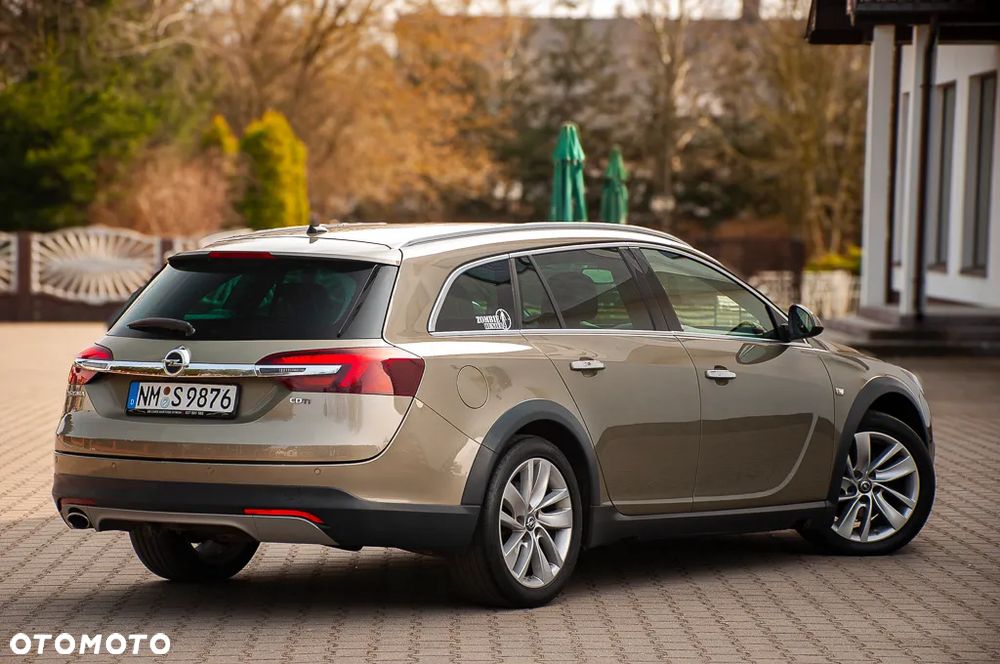 Opel Insignia - 21