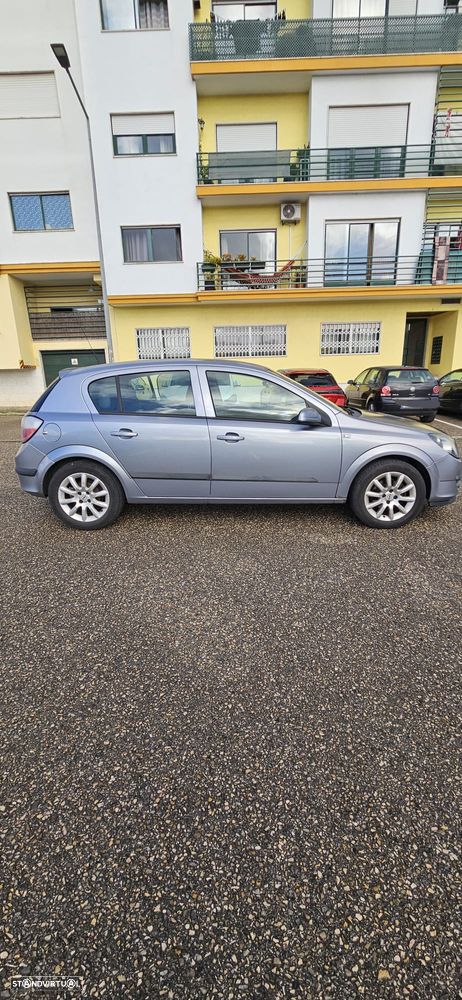 Opel Astra 1.4 Enjoy - 10