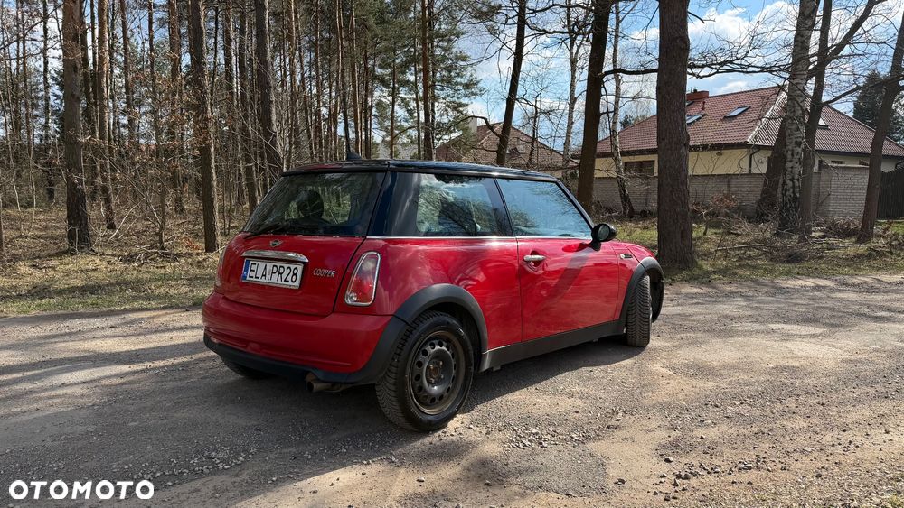 MINI Cooper Standard - 3