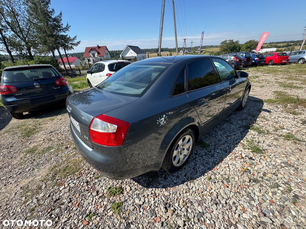 Audi A4 2.0 - 4