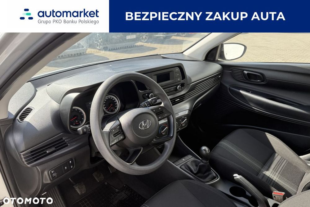 Hyundai i20 1.2 Pure - 12