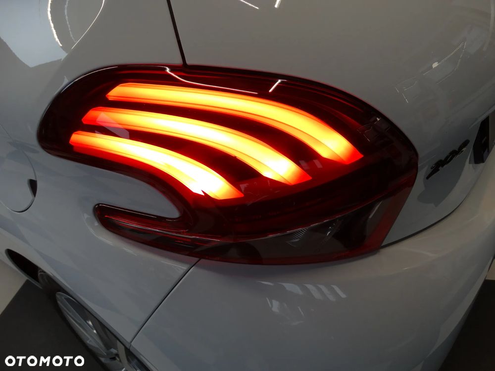 Peugeot 208 82 PureTech Style - 12